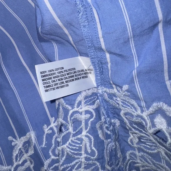 Future Collective Blue & White Eyelet Tie-Front Blouse | NWT | Size 1X - Picture 6 of 8